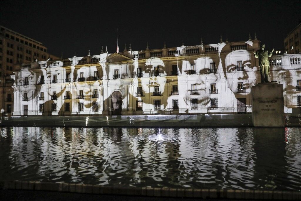 Homenaje a las víctimas de la dictadura militar en la Moneda