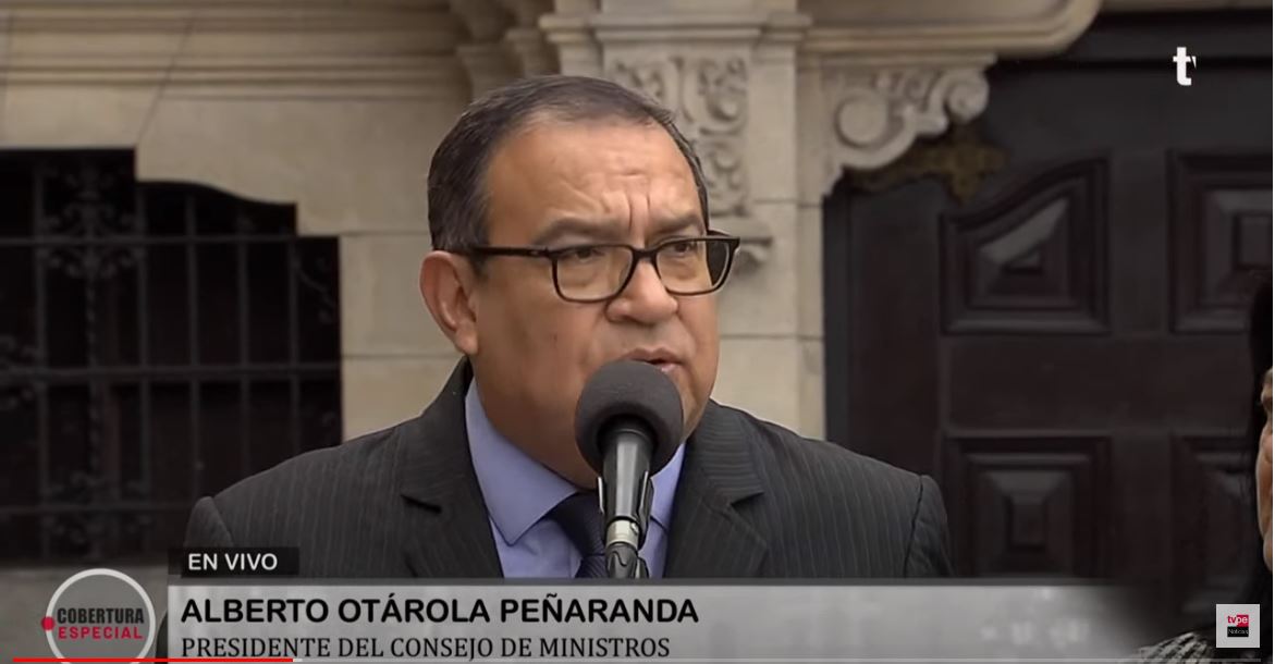 alberto otarola puno
