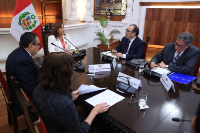 Dina Boluarte se reunió con presidente del Banco de Desarrollo de América Latina