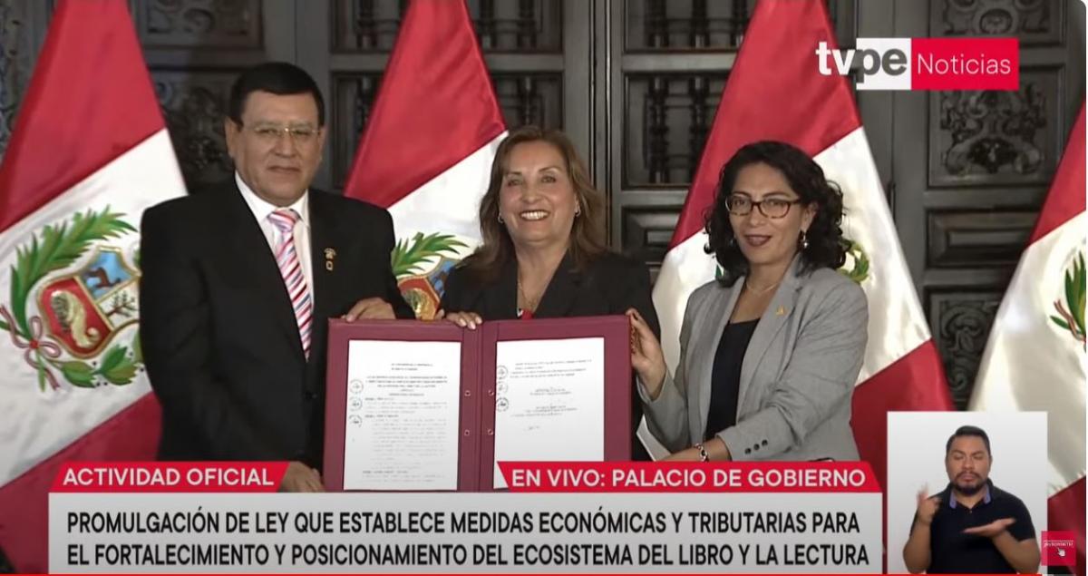 Dina Boluarte ley del libro 