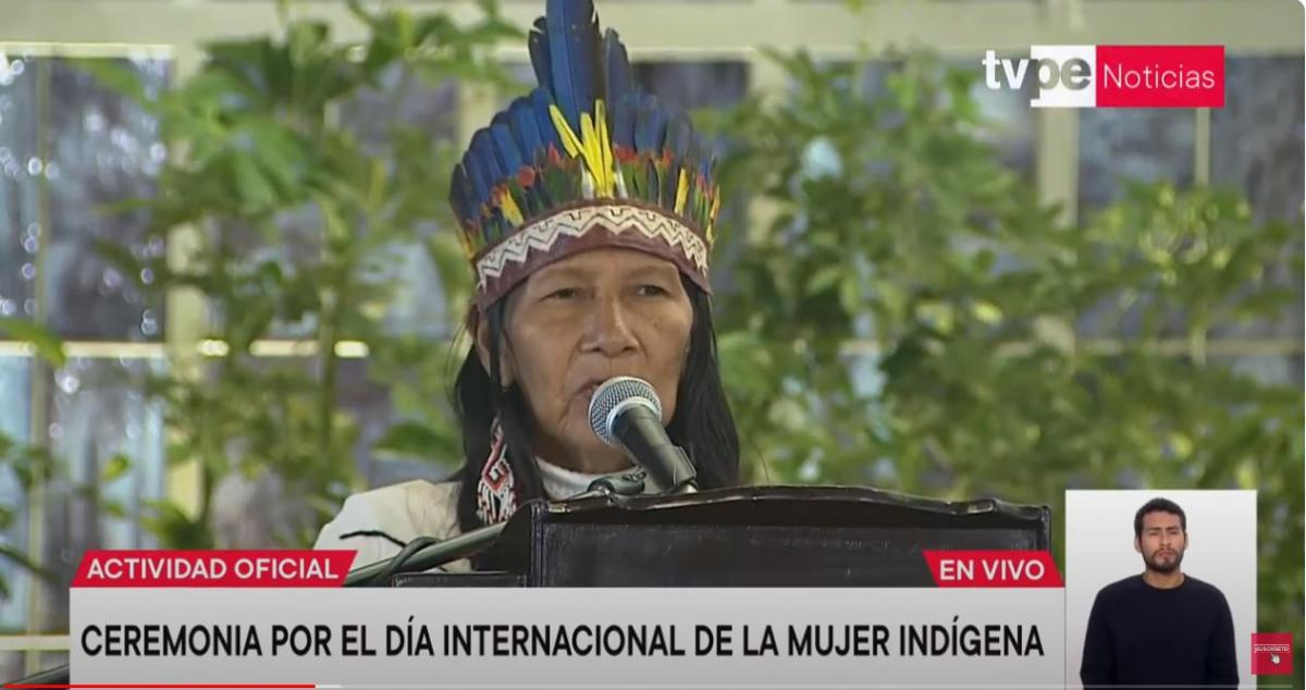 lideresa indígena