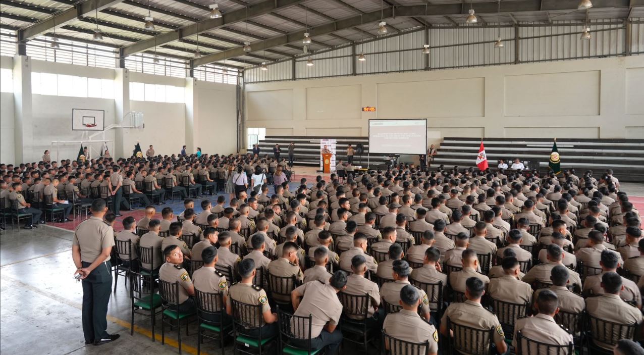 CADETES PNP