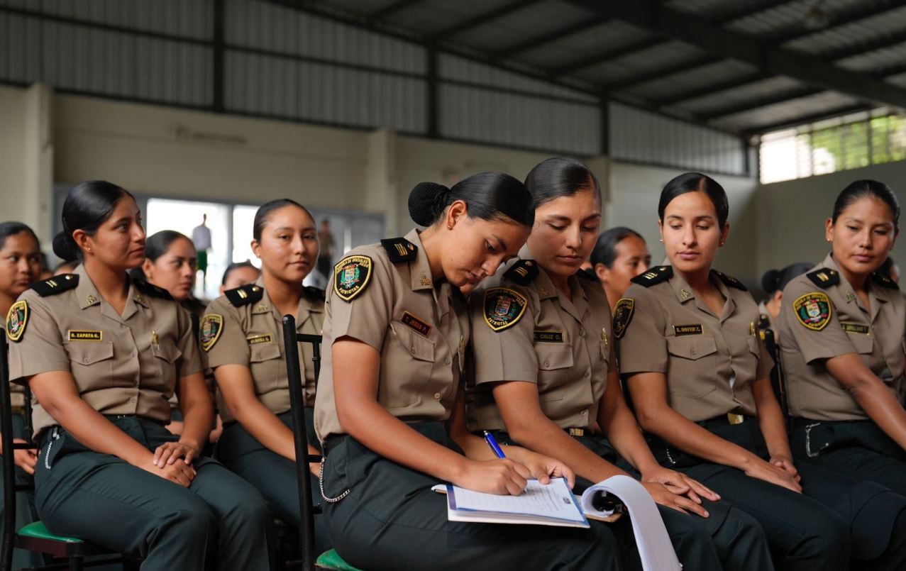 CADETES PNP