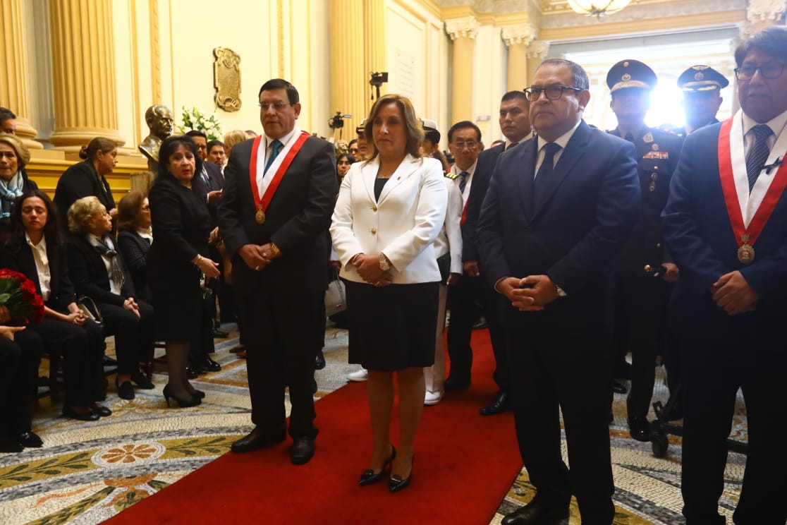 Hernando Guerra García Dina Boluarte Congreso 