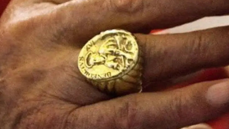 anillo del pescador