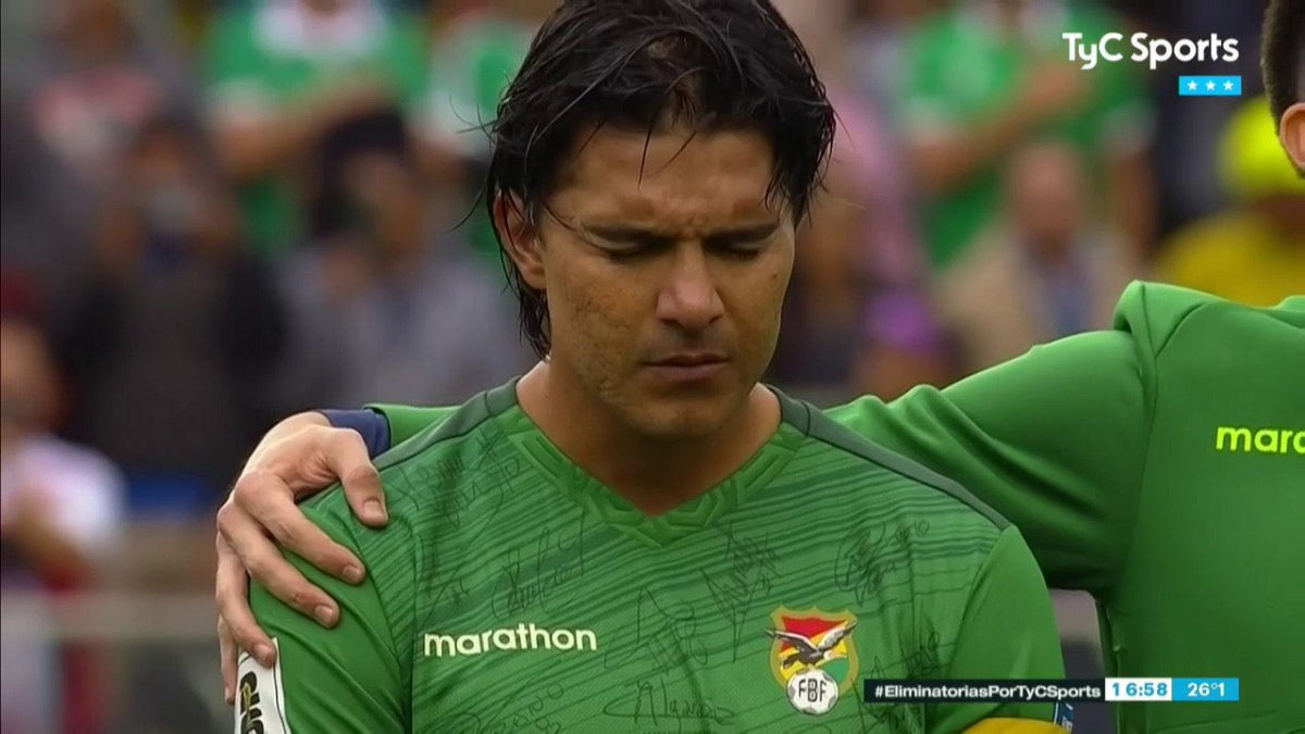 marcelo martins llora en su ultimo partido con bolivia
