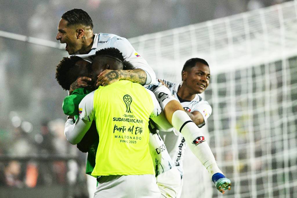 paolo guerrero campeon ldu