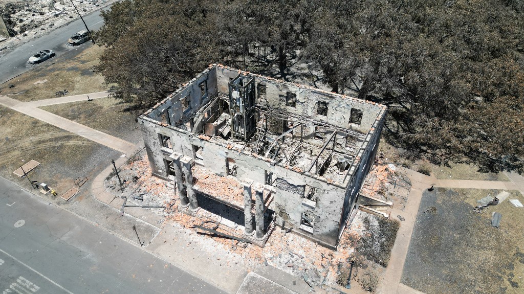 INCENDIO EN HAWÁI