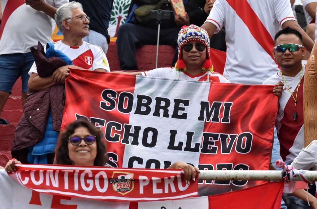 SELECCIÓN PERUANA  - HINCHAS