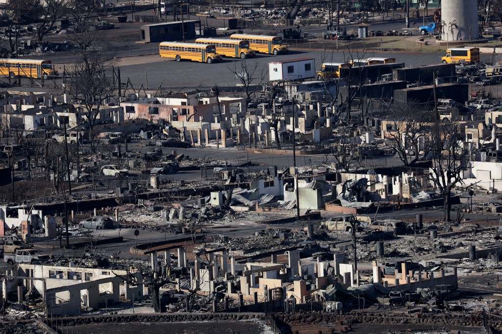INCENDIO EN HAWÁI