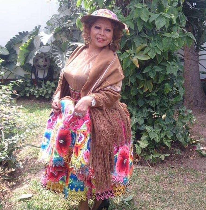 Ministerio de Cultura otorgó distinción a cantante Beatriz Portales Sotelo