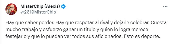 UNIVERSITARIO