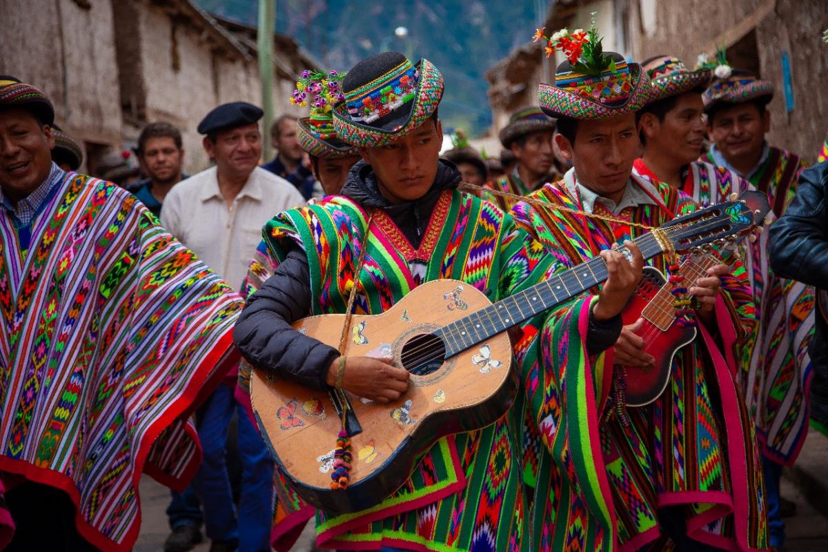 Chinmaycha ayacucho chinlili música